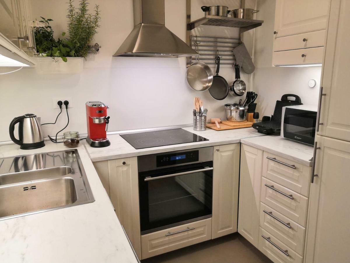 Izzy - 5 Min Walk From The Main Square * Zagreb