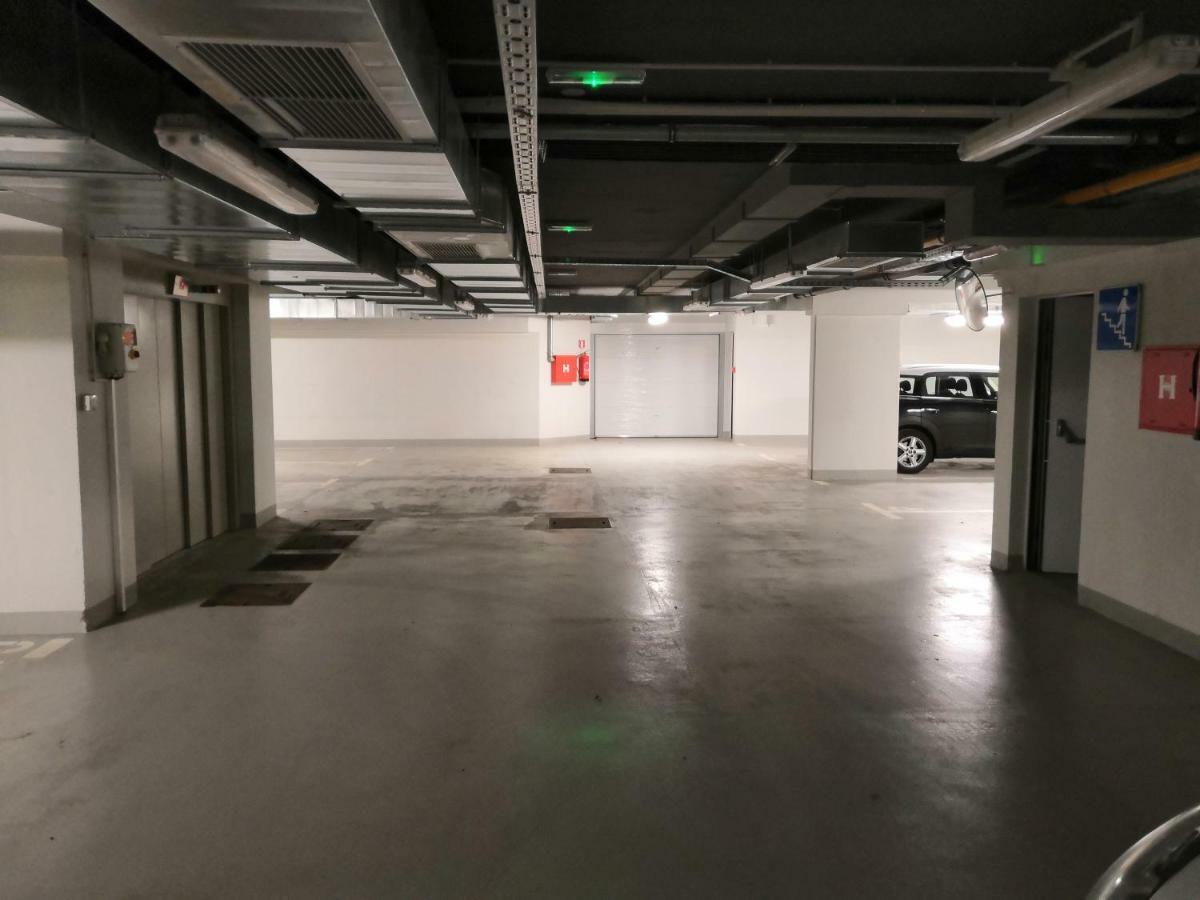 Izzy - 5 Min Walk From The Main Square Apartment Zagreb